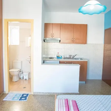 Harriet Apartment Haraki