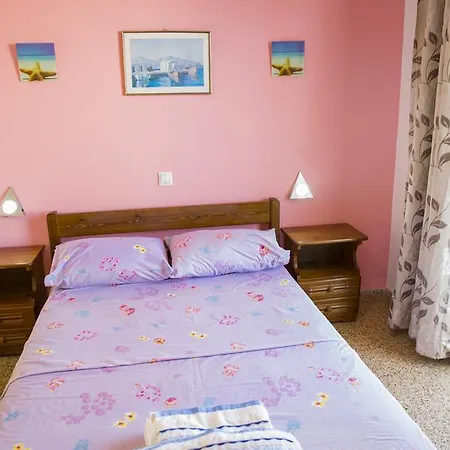 Harriet Apartment Haraki
